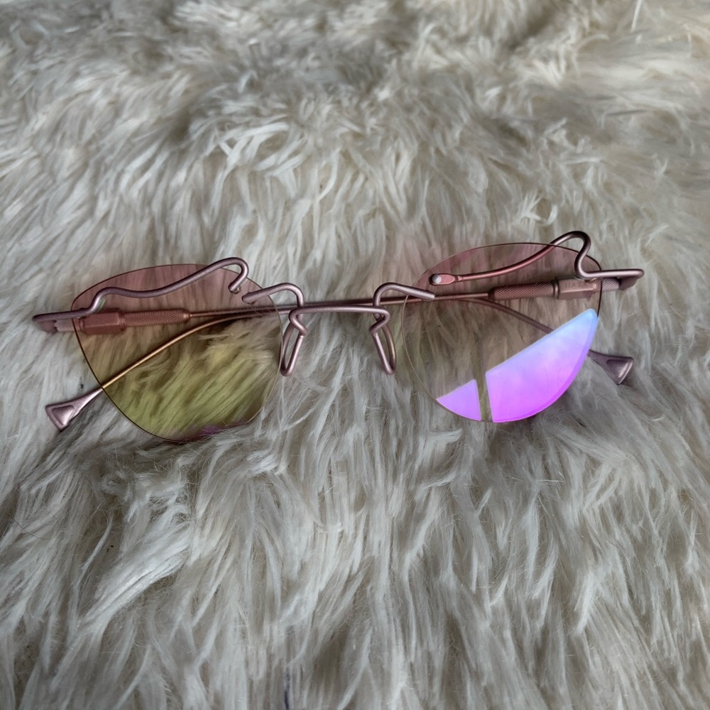 Haze Collection- Riad Sunglasses - Picture 3 of 4